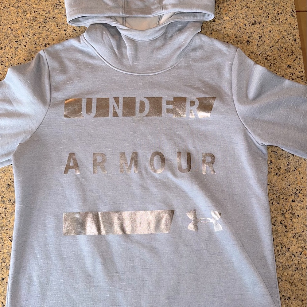 Under Armour Pullover Hoodie